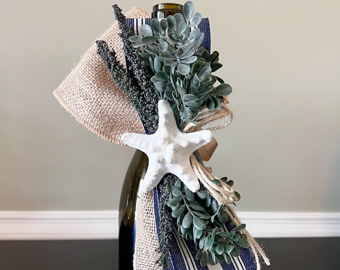Featured listing image: Wine Bottle Decoration with Starfish Seashell, Dinner Gift for Hostess,  Gift Topper, Beach House Housewarming Gift Decoration for Newlywed
