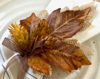 Fall Napkin Ring, Thanksgiving Dinner Table Decor, Housewarming Gift for newlywed, Holiday Table Napkin Holder,Autumn Wedding Table Decor