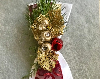 Christmas Napkin Ring with Evergreens and Gold Holly, Christmas Decor, Gift for Her