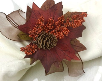 Small Fall Napkin Ring, Red Maple Leaves, Thanksgiving Decor for Table, Autumn Decor, Housewarming Gift for Newlywed, Fall Wedding Decor