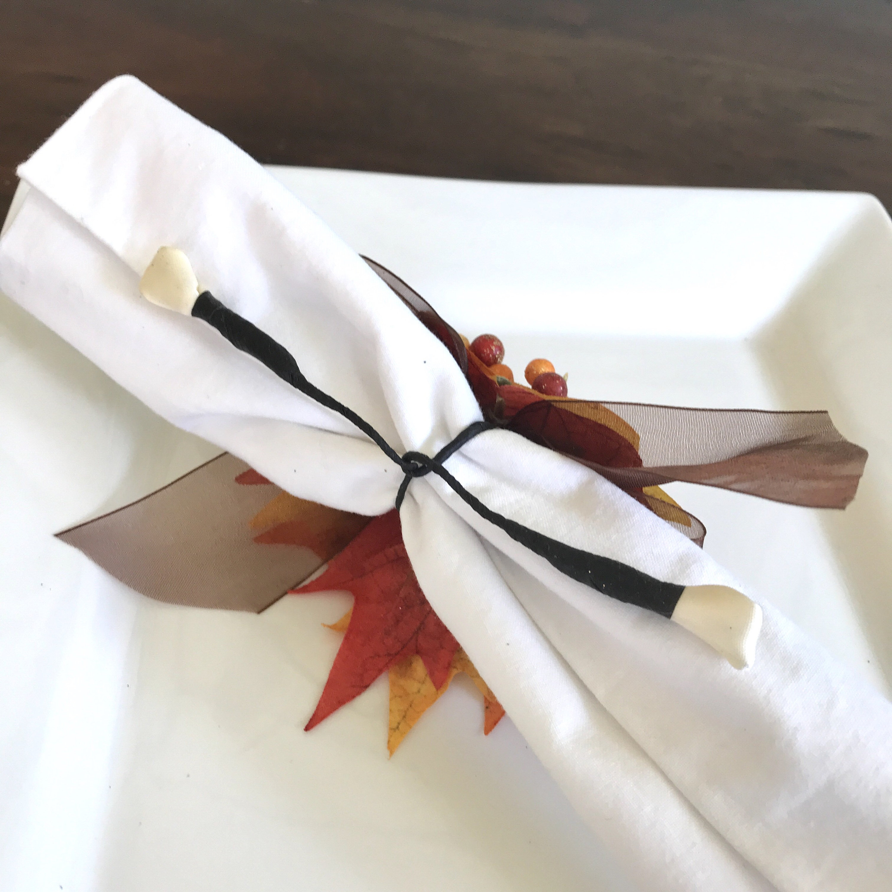 Autumn Napkin Ring with Berry Cluster Leaf Fall Thanksgiving Table