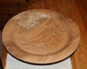 Duża, ręcznie toczona miska z czerwonego dębu