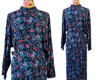 Karin Stevens Dark Floral Long Sleeve Rayon Dress Vintage 1980s 1990s Womens