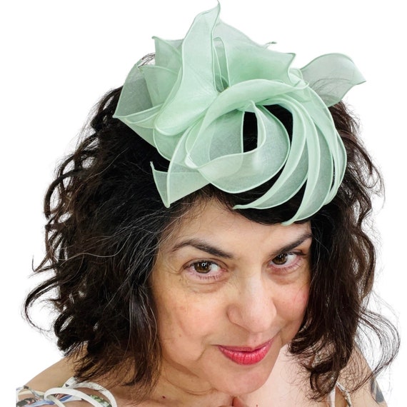 Mint Green Chiffon Petal Hat-let Vintage Mod 1960… - image 1