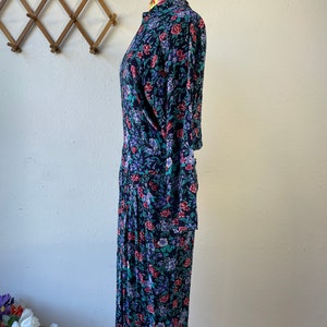 Karin Stevens Dark Floral Long Sleeve Rayon Dress Vintage 1980s 1990s Womens image 8