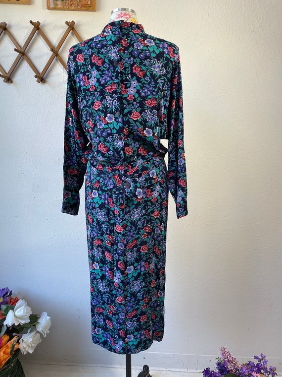 Karin Stevens Dark Floral Long Sleeve Rayon Dress… - image 10