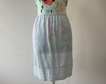 Greenco Maid Baby Blue Nylon Half Slip with Rose Embroidery Hem Vintage 1950s Womens XS