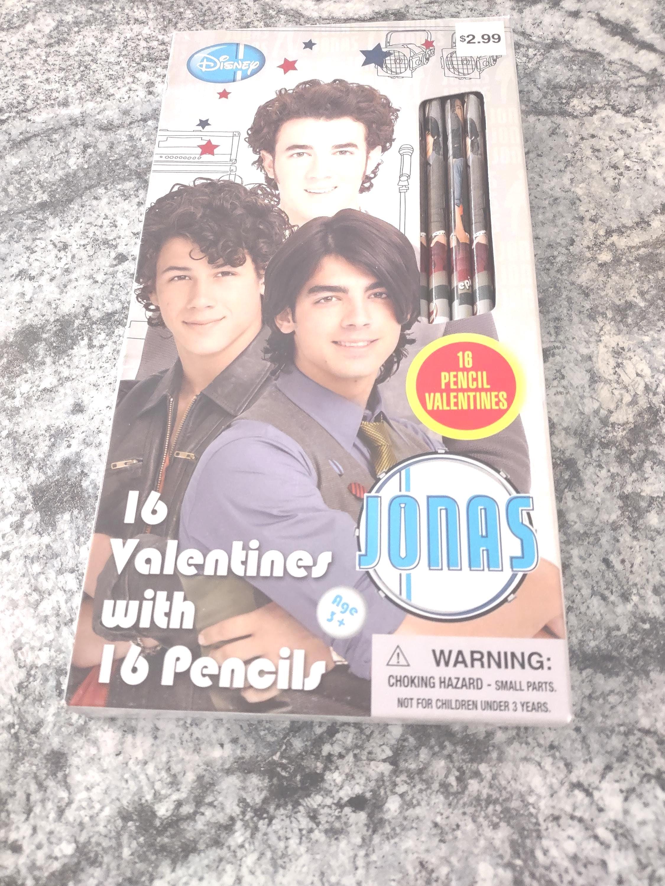 Vintage - Valentine Classroom Exchange Cards - Jonas Brothers