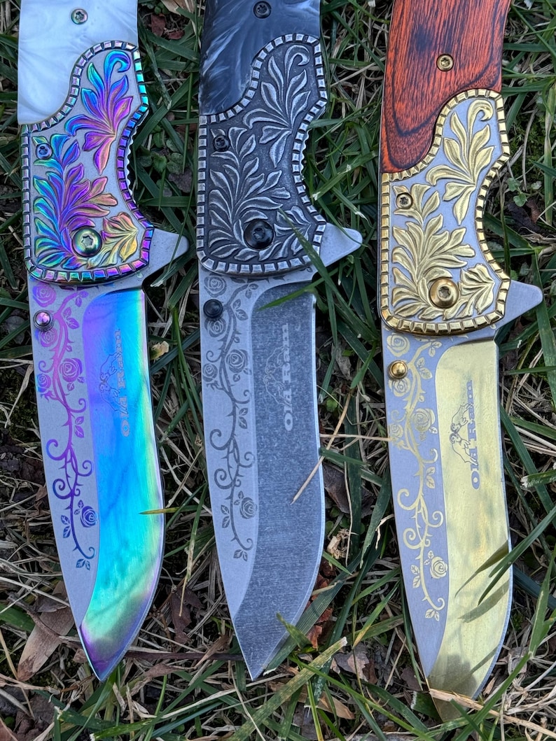 Gorgeous Folding Knife, White Pearl Handle With Rainbow Finish Design Blade Spring Assisted Pocket Knife, EDC best for Gift (Limited) afbeelding 4