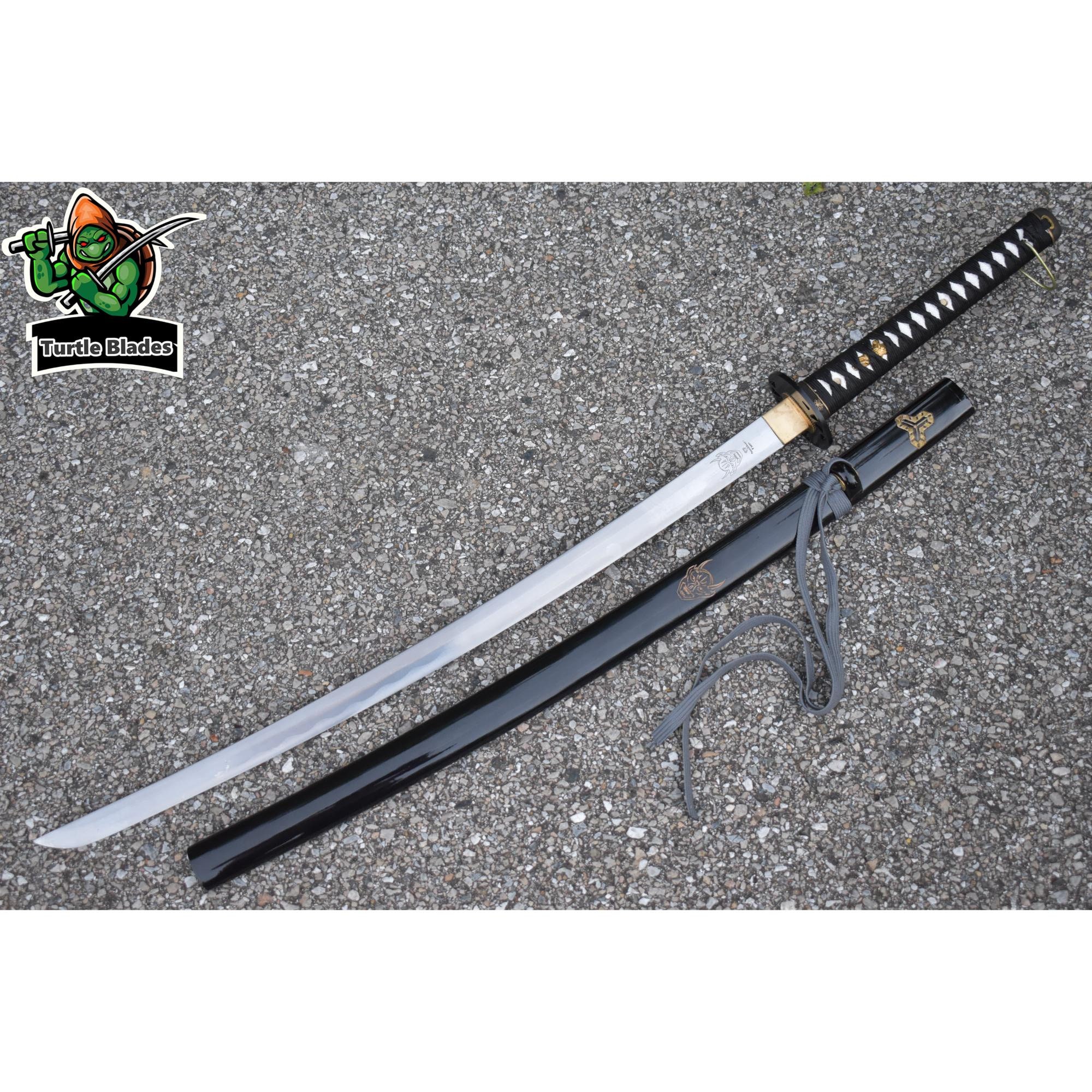 Handmade Black Katana, Hand Forged Full Tang Kill Bill Samurai Sword Real Japanese Katana Swords Comes With Wooden Stand Gift For Him , Her
