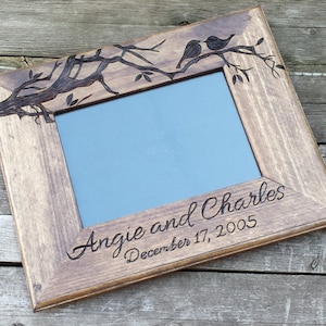 Love birds wooden picture frame, custom wedding photo frame, personalized photo frame, 5x7 horizontal picture frame, engagement photo frame image 1