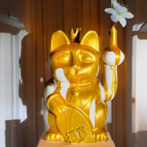 ChicBaby - Gold Crown, Manekineko, Waving Cat, Lucky Cat, Cat, Lucky, Deco, Cat, Art, Modern Art, Fashion Art