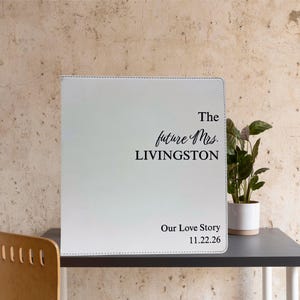 Carpeta de boda personalizada: libro de votos de cuero personalizado y portacertificado de matrimonio: un elegante recuerdo para los novios.