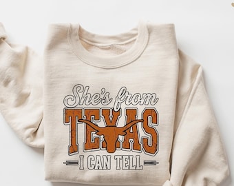 She's From Texas I Can Tell Sweatshirt, Choosin Texas Crewneck, Country Music Lyric Shirt, Viral Song Design, Western Retro Top