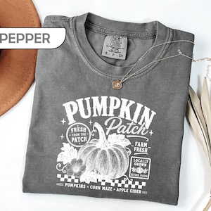 Comfort Colors® Pumpkin Patch Shirt, Retro Fall Farm Festival Tee, Vintage Autumn Graphic T-Shirt, Aesthetic Pumpkin Picker Top