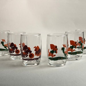 6 x Vintage Kindergläser ~ Retro Cartoon Hund Schildkröte & Schwein Kinder Cordial Saftbecher ~ Kitsch Barware Schnapsgläser ~