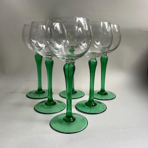 6x Vintage Green Stem Glasses ~ French Retro Wine Glasses with Curvy Stems ~