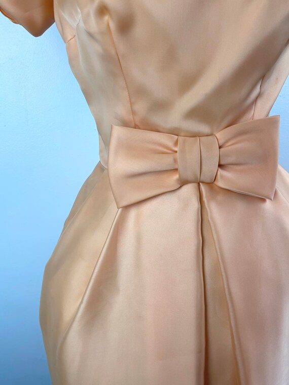 Peachy Pie 1960s Cocktail Dress - image 3