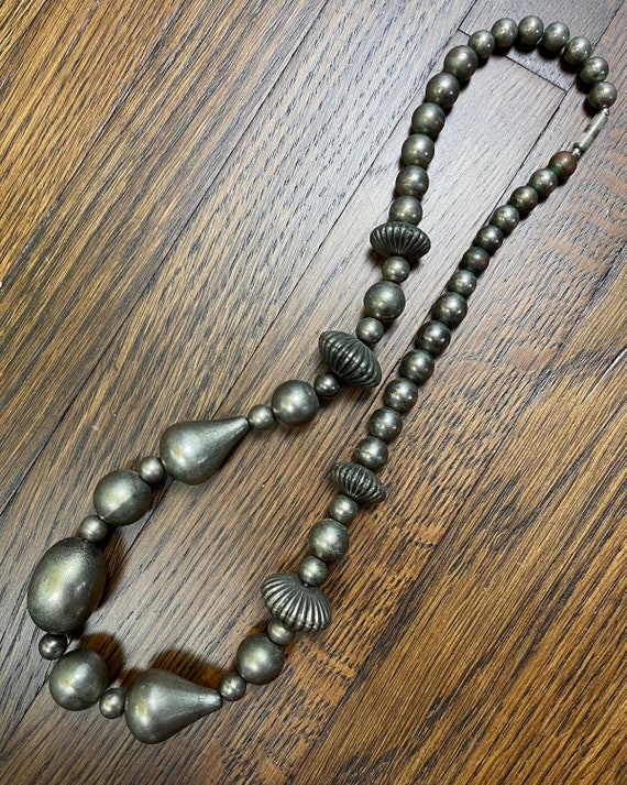 Vintage Chunky Beaded Silvertone Necklace - image 3