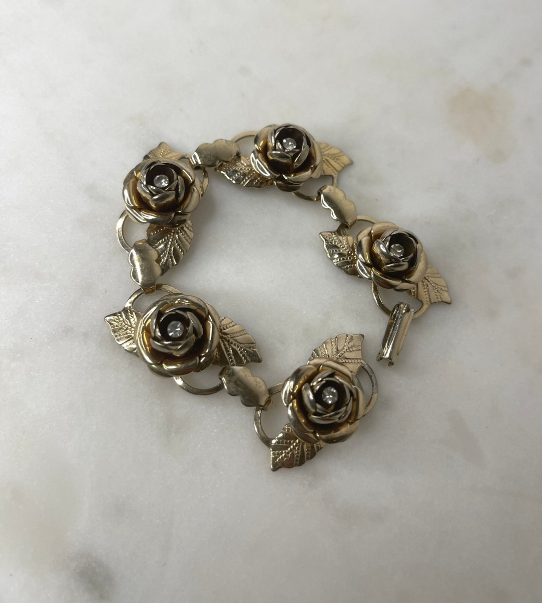 Rosy Outlook 1950s 50s 1960s 60s Gold Toned Rose Bracelet S Small XS ...