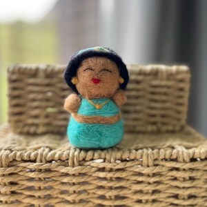 Jasmine Felt Princess Doll | Adorable Needle Felt Aladdin Gift | Cute Princess Jasmine Model