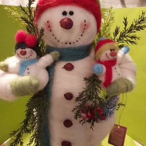 NEW Me and My Snowbuddies Felted Wool 9 Inch Snowman image 1