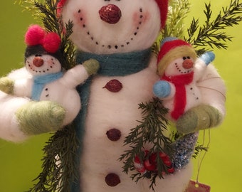 NEW - Me and My Snowbuddies Felted Wool 9 Inch Snowman