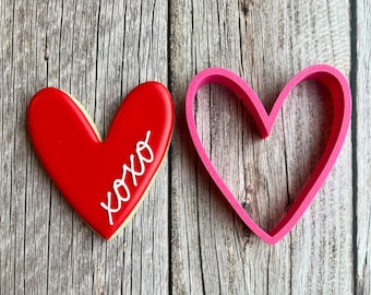 Elongated Heart Cookie Cutter | Perfect Design for Valentine's Day, Weddings, & DIY Crafts | Unique Heart Shape for Special Cookies