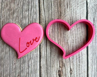 Heart Cookie Cutter | Perfect Design for Valentine's Day, Weddings, & DIY Crafts | Unique Heart Shape for Special Cookies