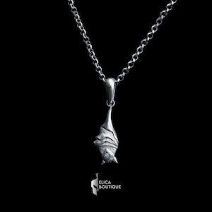 Vampire Bat Necklace, Silver Bat Pendant, Bat Charm mens Jewelry, Gothic Necklace For Women, Halloween Gift, Bat Gifts, Best Friend Gift.