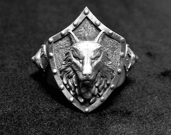 Silver Viking Wolf Shield Ring - Handcrafted 3D Wolf Head Jewelry - Stylish Men's Animal Ring - Customized Memorial Gift