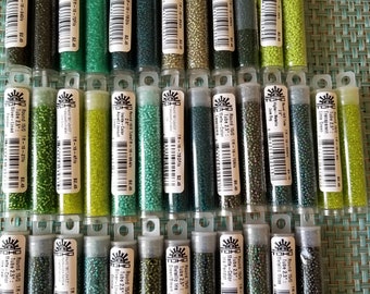 TOHO Size 15/0, Glass Seed Beads (9 grams), Peridot, Lime  Green, Olivine, June Bug,Metallic Moss, Iris Teal,Cassiopeia,DIY Jewelry