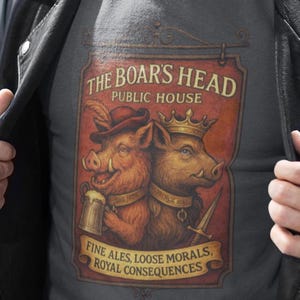 Chemise de pub The Boars Head - Falstaff & Prince Hals Eastcheap Tavern Sign + dos carte de visite - T-shirt Shakespeare pour canailles théâtrales