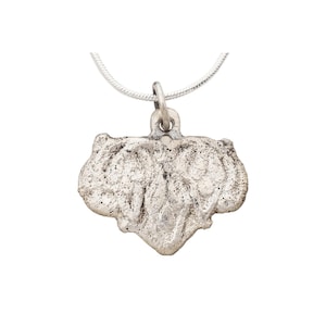 Large Ancient viking heart pendant necklace, 9th-10th Century AD.
