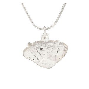 Classic Ancient  Viking Heart Pendant necklace, 9th-10th century AD.