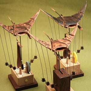 Moving Manta Ray Automaton, Manta Ray Kinetic Sculpture, Manta Ray Automaton Toy, Manta Ray Automata, Manta Ray Ornament, Christmas Automata