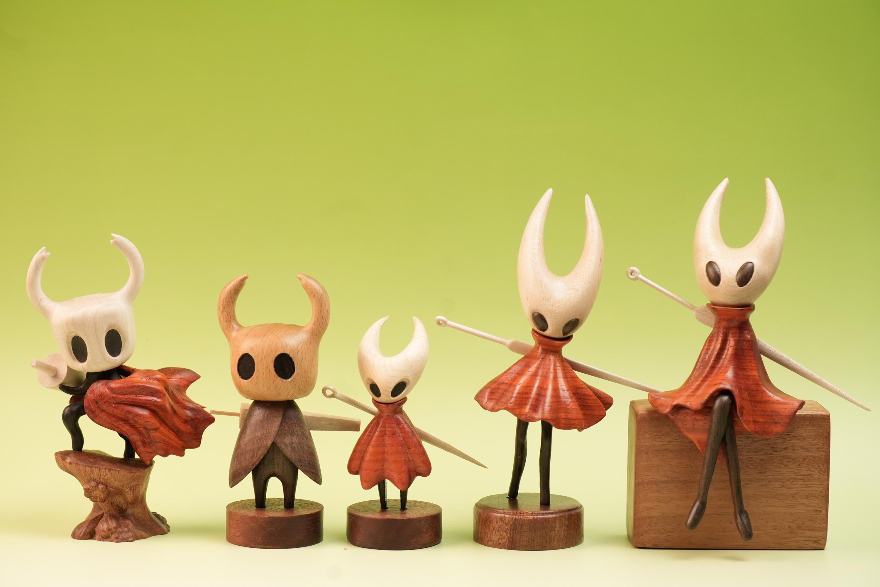 Hollow Knight 木製フィギュア ハンドメイド Wooden Hollow Knight Figurine, Silksong Figure, Hollow Knight