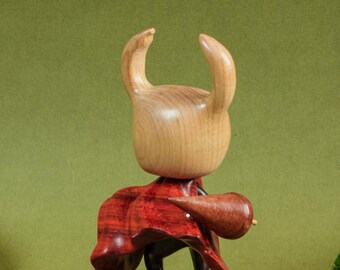 Silksong フィギュア 木製 約17cm 木製Hollow Knightフィギュア、Silksong Hornetフィギュア、手作り