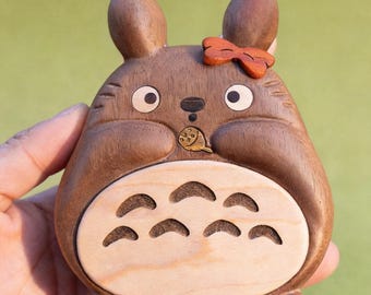 Handcrafted Wooden Totoro Compact Mirror, Pocket Mirror, Cartoon