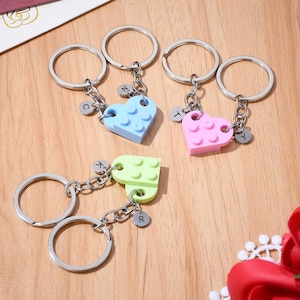 Juego de llaveros de corazón personalizados, llaveros coloridos a juego, regalo de San Valentín, regalo personalizado para novio o esposo, regalo de cumpleaños para él