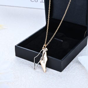 Collier carte d'Israël, collier prénom personnalisé, collier juif, carte d'Israël 2 couches, collier patriotique, support avec Israël, cadeau juif pour elle