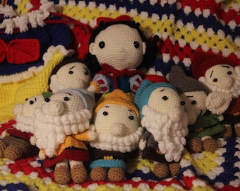 Snow White Crochet Set