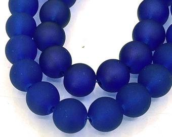 10mm Cobalt Blue  25 Frosted Sea Glass Round Beads Matte   (e7516)