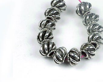 12 Antique Silver Pewter Melon Space 7x5mm Beads (p031)