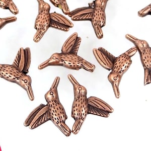 10 Hummingbird Flying Bird Charm Antique Copper Pewter beads 18x15mm  (p373)
