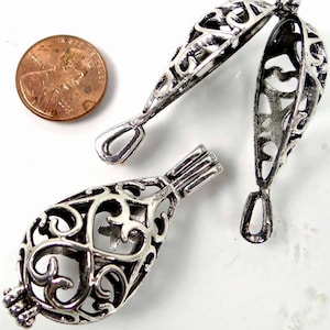 2 Antique Silver Hollow Cage Locket Essential Oil Diffuser Perfume Pendant 45mm (p302)
