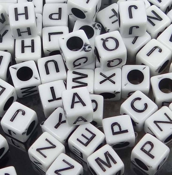 50Pcs DIY Acrylic Heart Love Coin Round Flat Spacer Beads 7mm Black