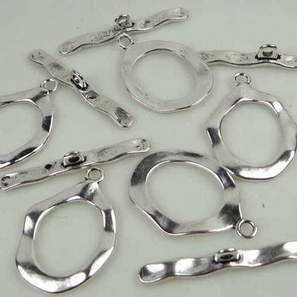 4 Sets Hammered Silver Pewter Oval Toggle  Lead-Free (p172)