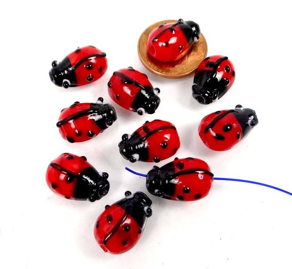 10 pcs Green Lady Bug glass beads 6X8.5mm