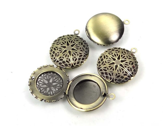 4 Antique Copper Filigree Hollow Locket Flat Round Pendants 27x32mm